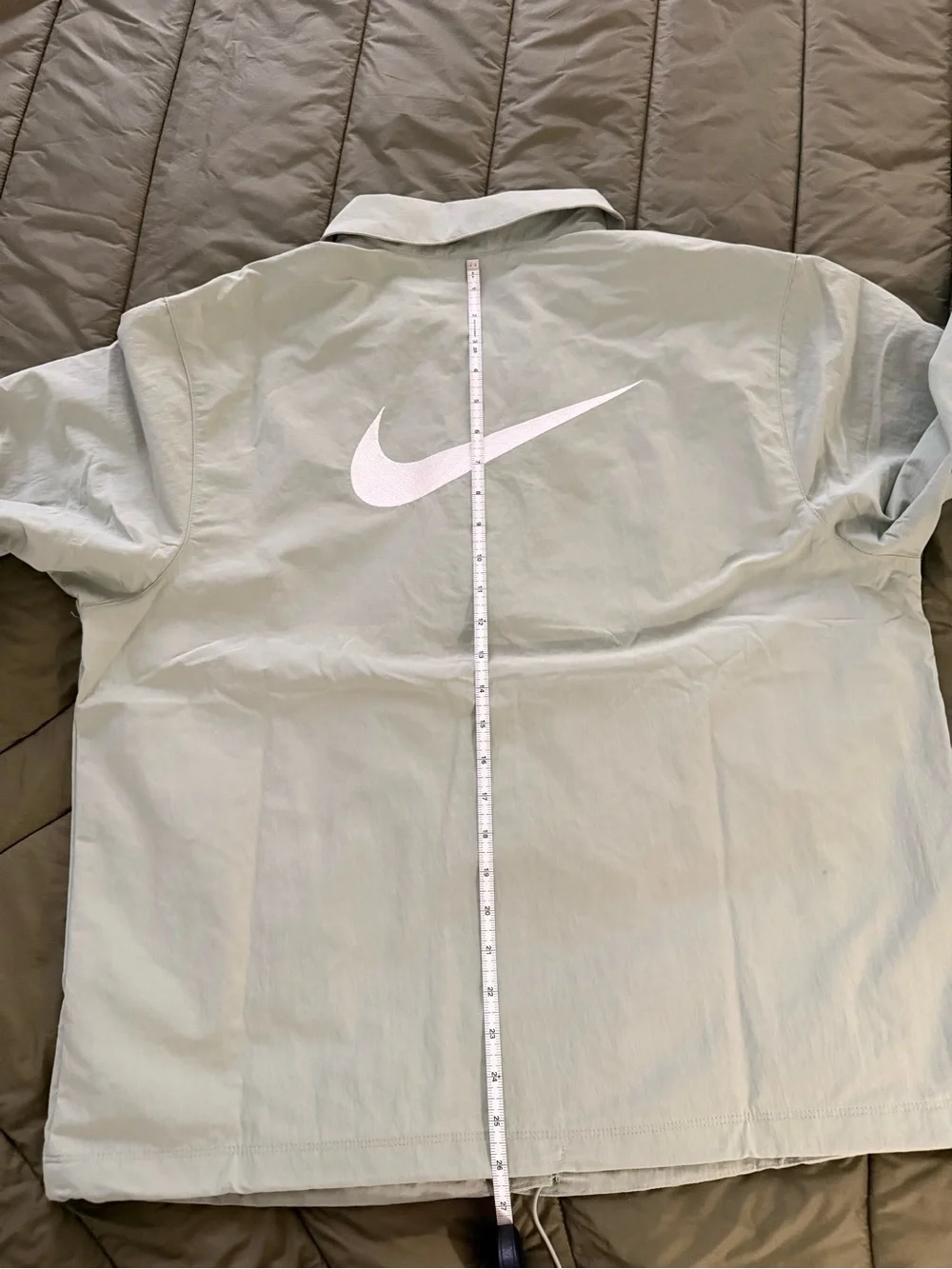 Nike Men’s Pale Green Lightweight Coach Jacket